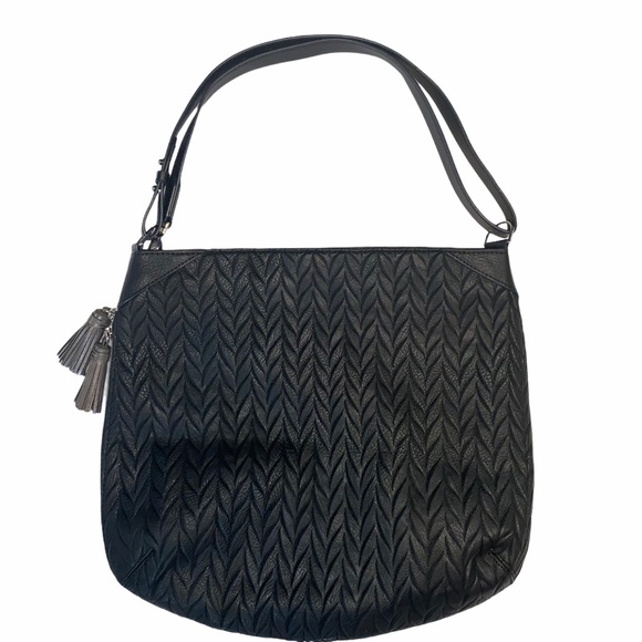 Stella & Dot Handbags - Stella & Dot Black Zipper Bag